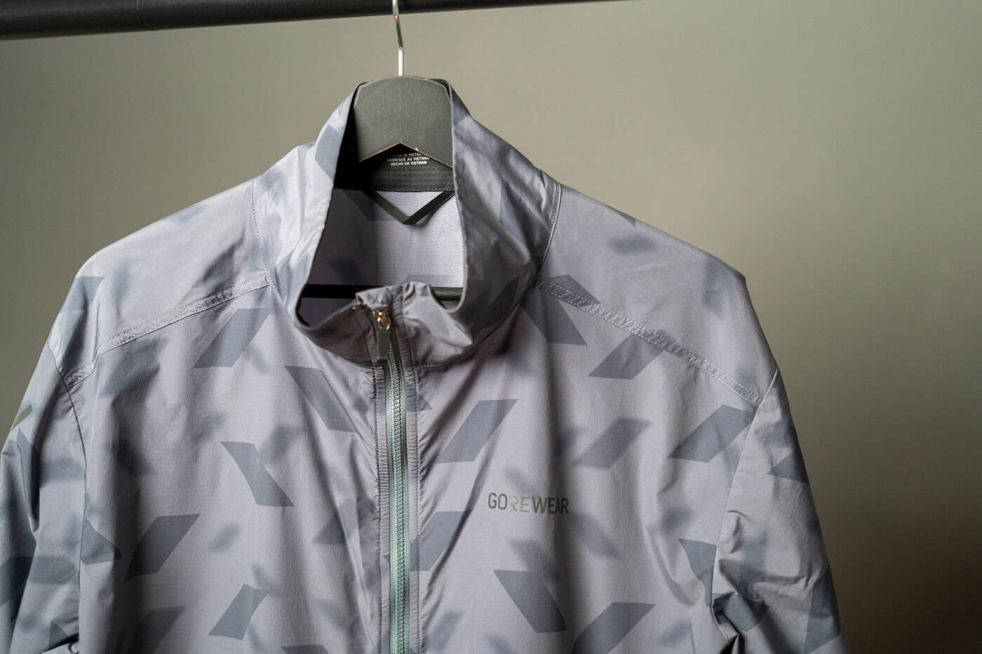 Gore CONCURVE 3D GRAPHIC WINDBREAKER