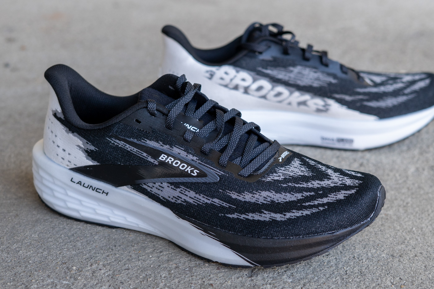 Brooks Launch 11
