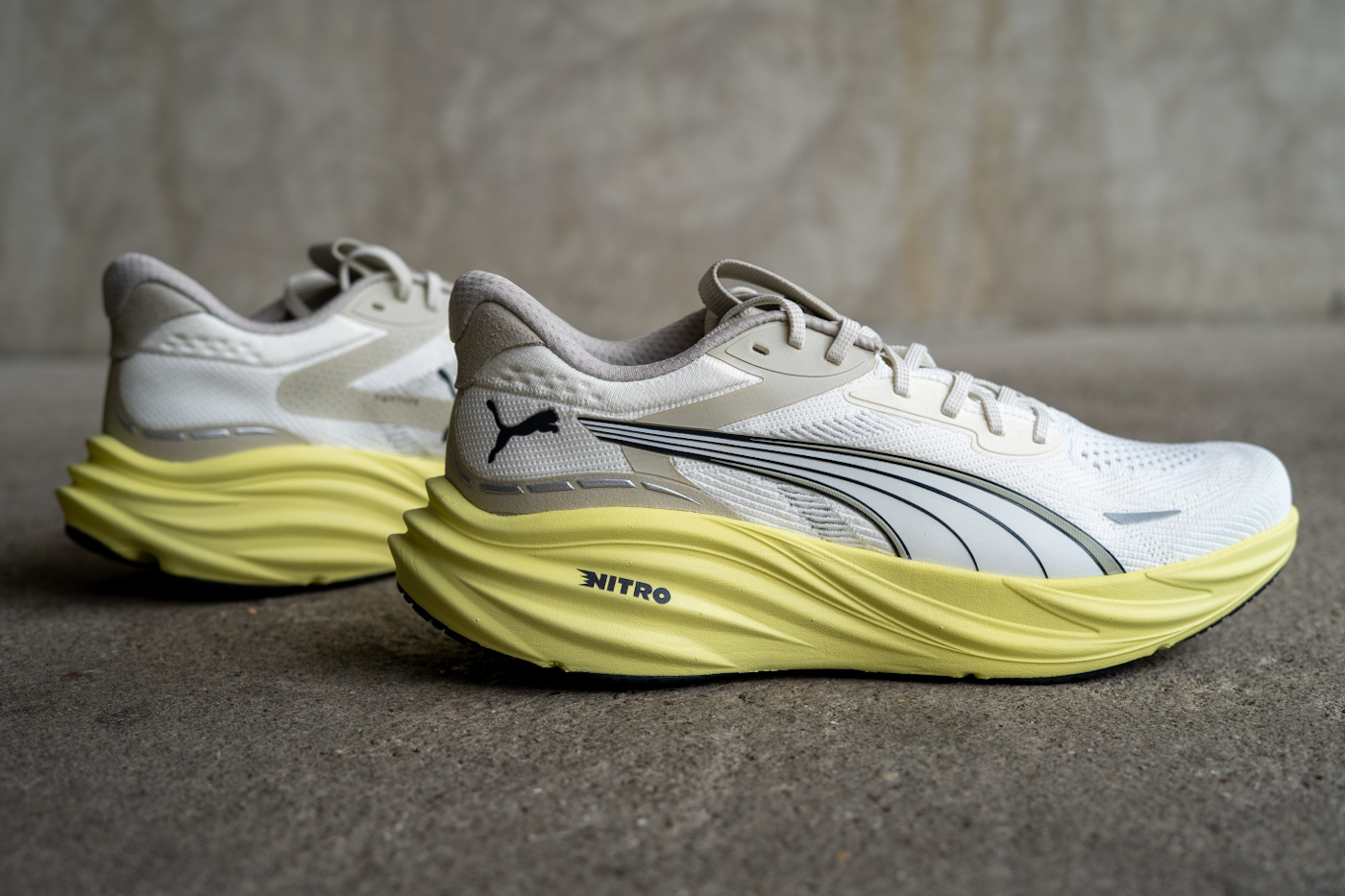 Puma Velocity NITRO 4 – Komplettansicht des komfortablen Daily Trainers für lange Trainingsläufe.