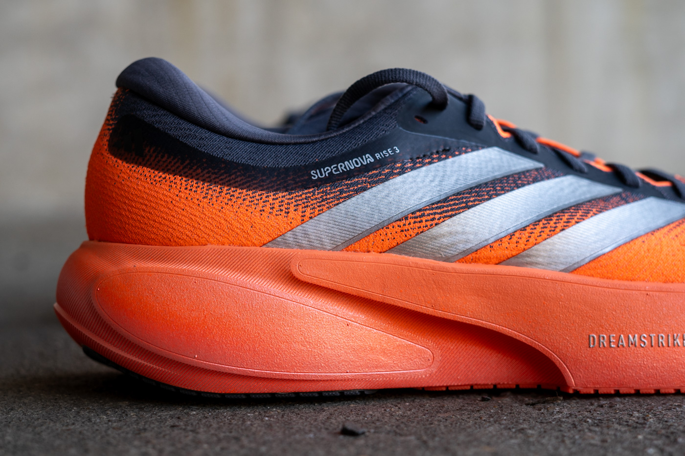 Fersenkappe und Polsterung des Adidas Supernova Rise 3