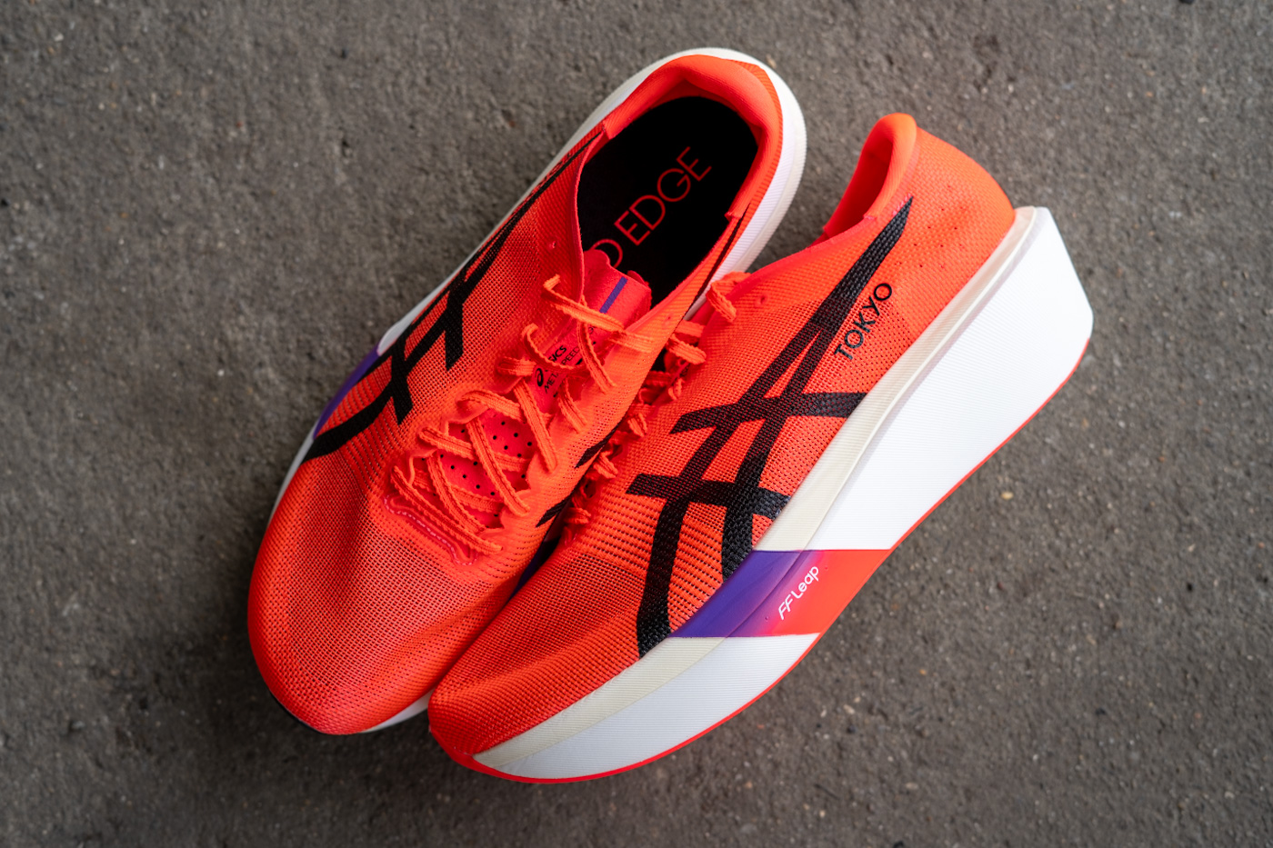 ASICS Metaspeed Sky Tokyo Seitenansicht – Carbon-Wettkampfschuh mit FF Leap Foam