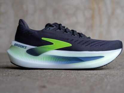 Brooks Glycerin Max 2 Seitenprofil mit 45 mm Mittelsohle