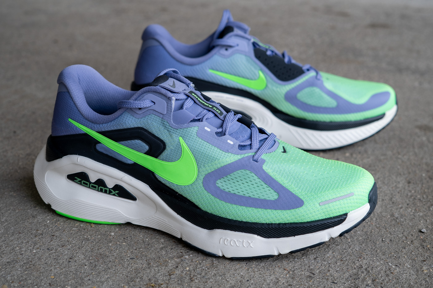 Nike Structure Plus
