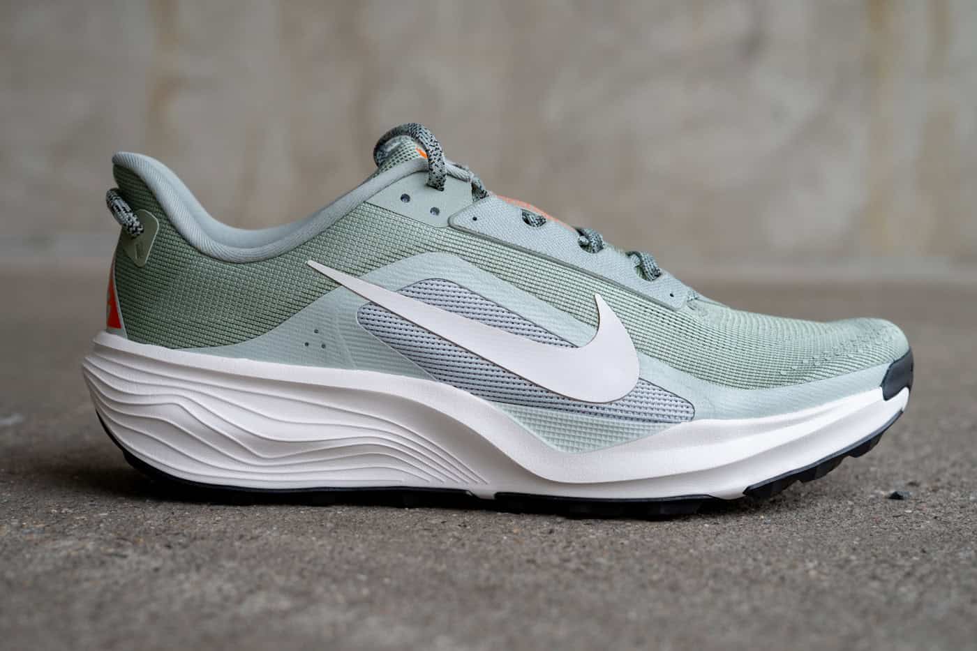 Nike ACG Pegasus Trail seitliche Ansicht Gravel Daily Trainer 2026