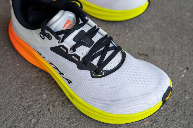 Upper: Altra Torin 9 Engineered-Mesh-Obermaterial