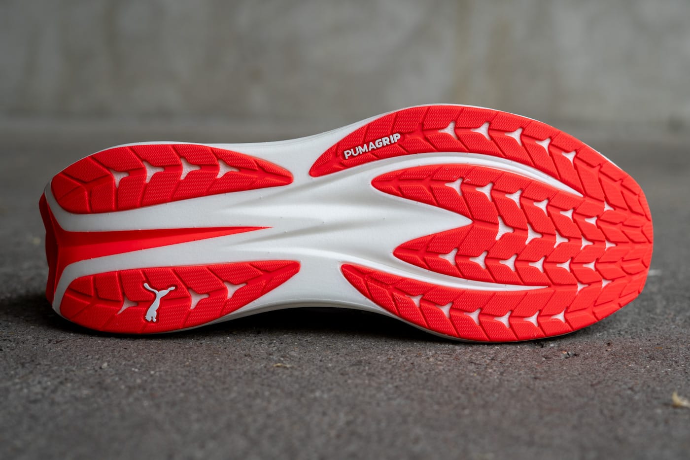 Puma Deviate Pure Nitro Puma-Grip-Außensohle Asphalt Grip