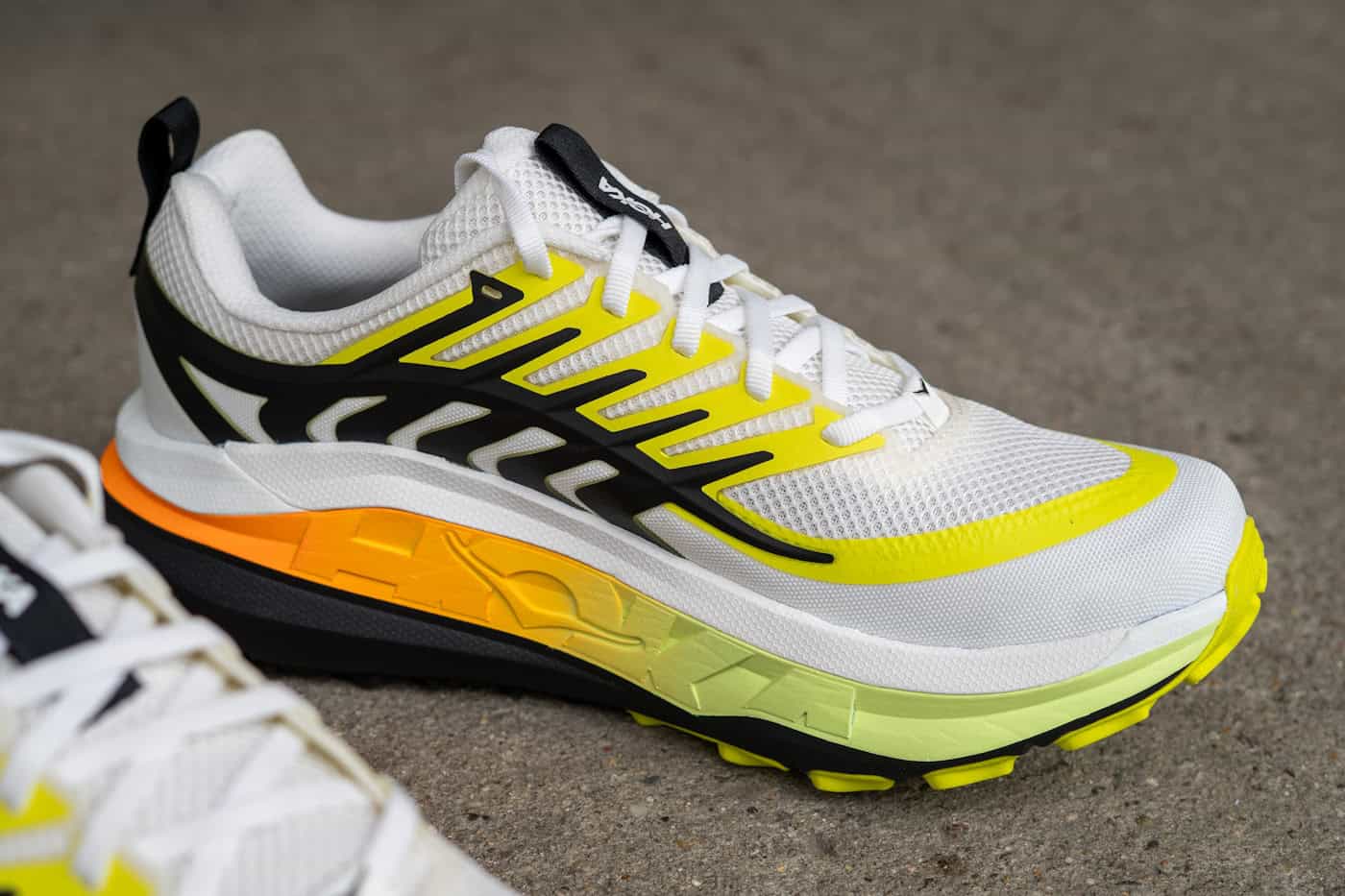 Hoka Stinson 8 Mesh-Upper Käfig-Overlay Mittelfuß Detailansicht