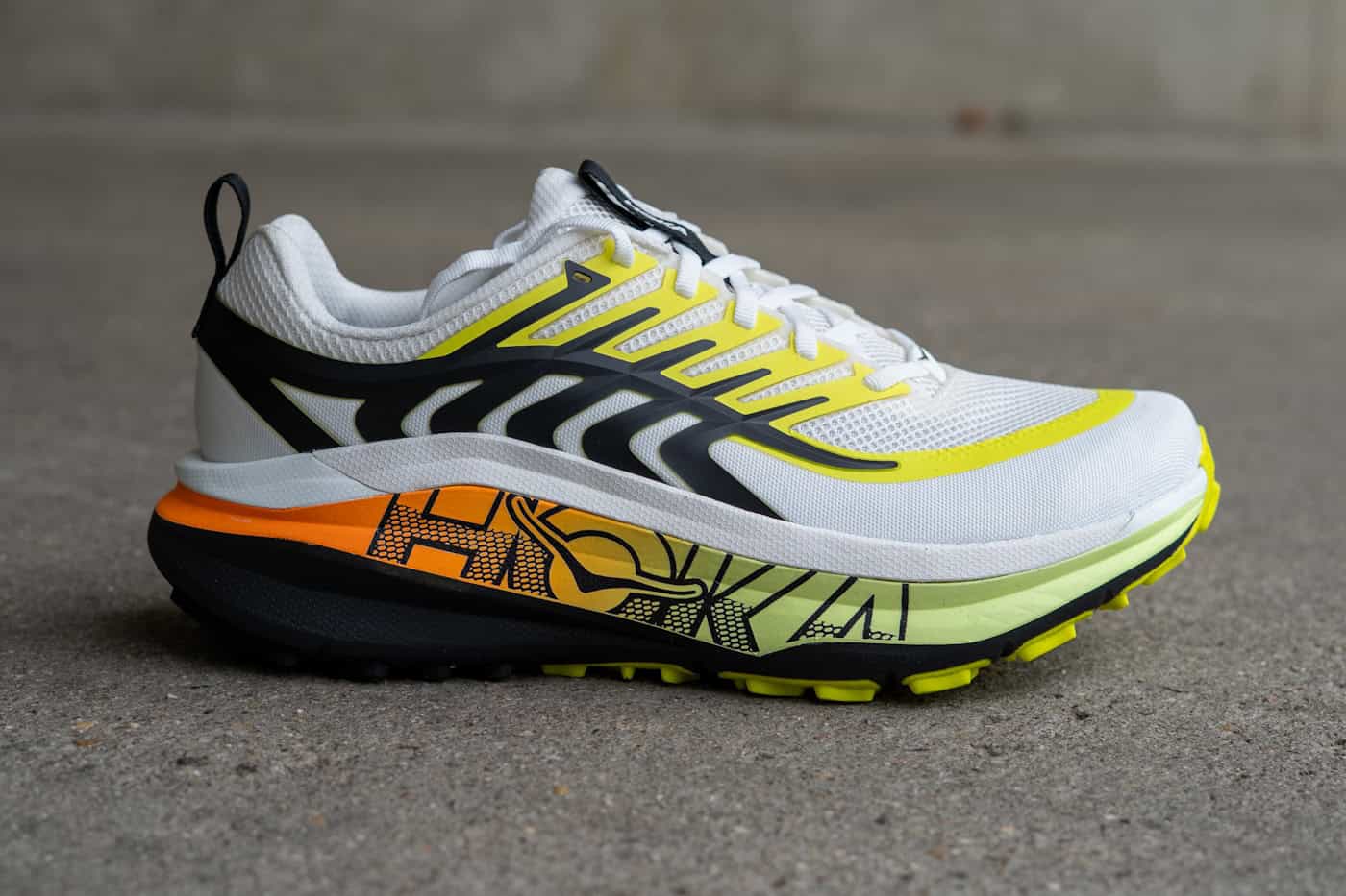 Hoka Stinson 8 seitliche Ansicht All-Terrain-Komfortschuh 2026