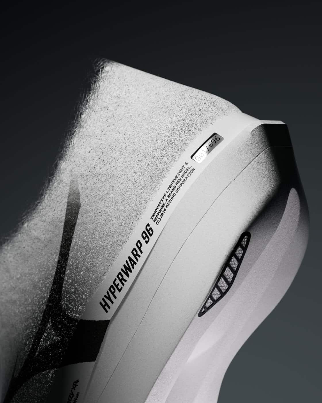 Mizuno Hyperwarp 96