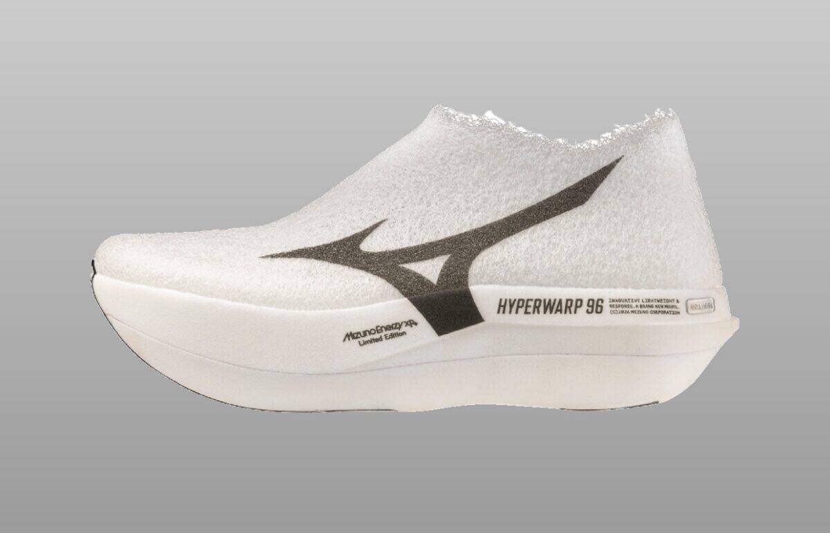 Mizuno Hyperwarp 96