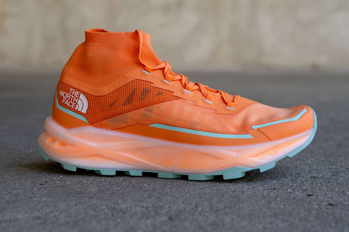 The North Face Off-Trail Ultra seitliche Ansicht alpiner Trailschuh 2026