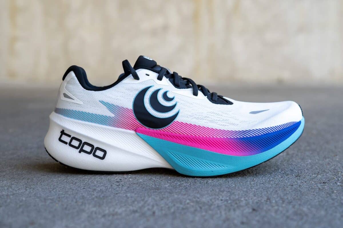 Topo Specter 3 seitliche Ansicht Supertrainer 2026