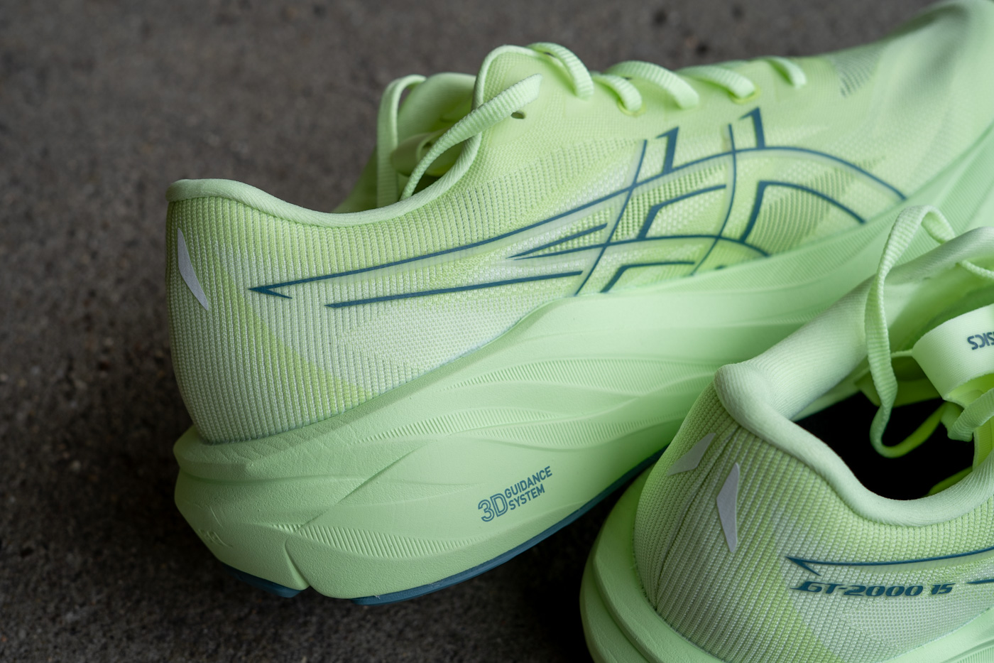 Asics GT-2000 15 3D Guidance System breite Plattform Detailansicht