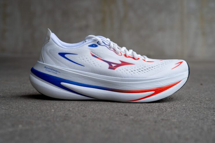 Mizuno Sky Prime seitliche Ansicht Max-Cushion-Daily-Trainer