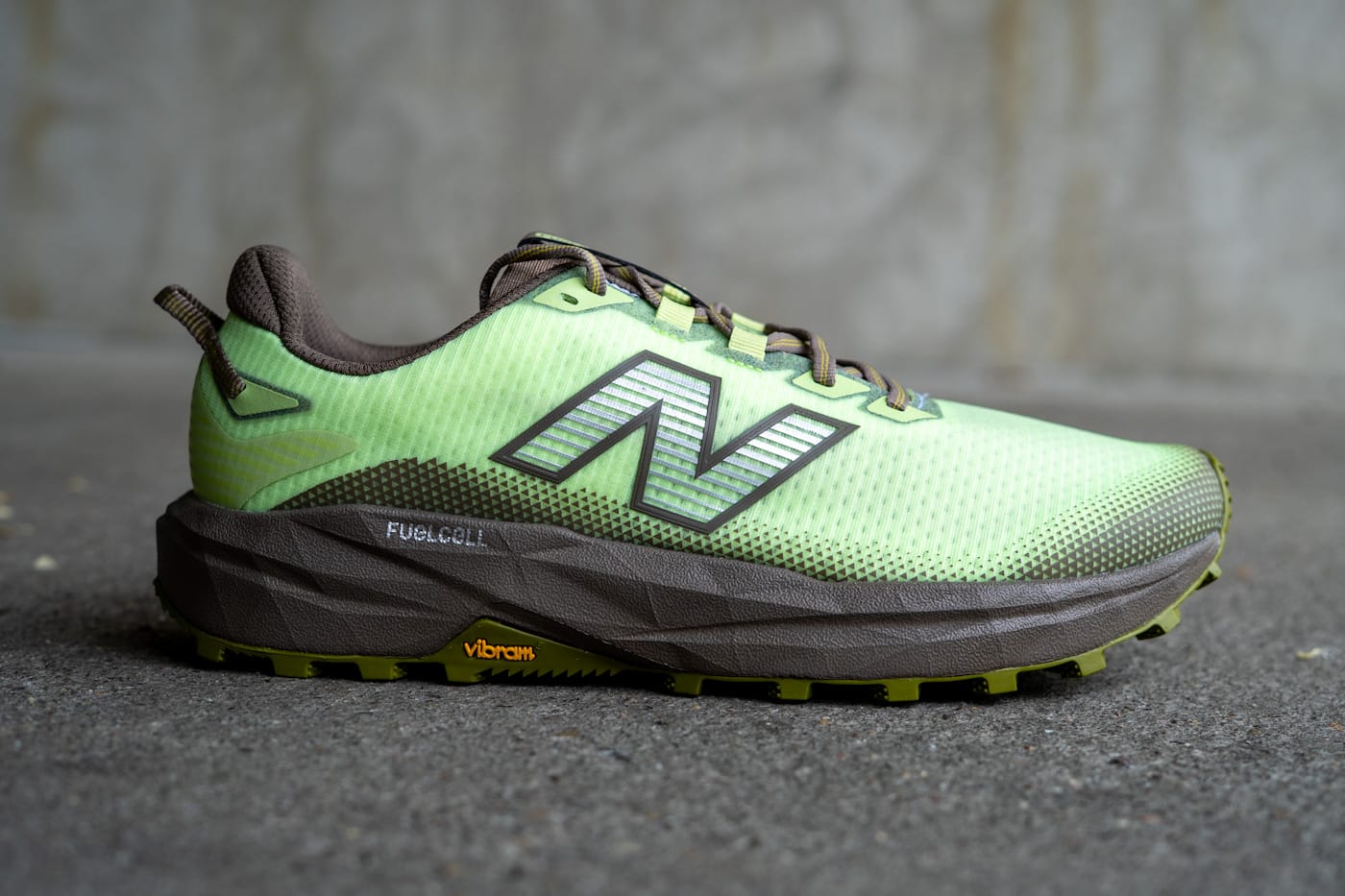 New Balance FuelCell Rebel Trail seitliche Ansicht Trailschuh